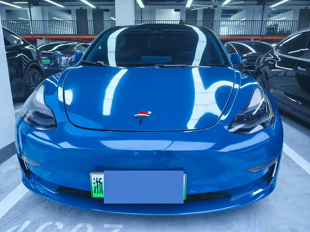 Tesla Model 3 — миниатюра 2
