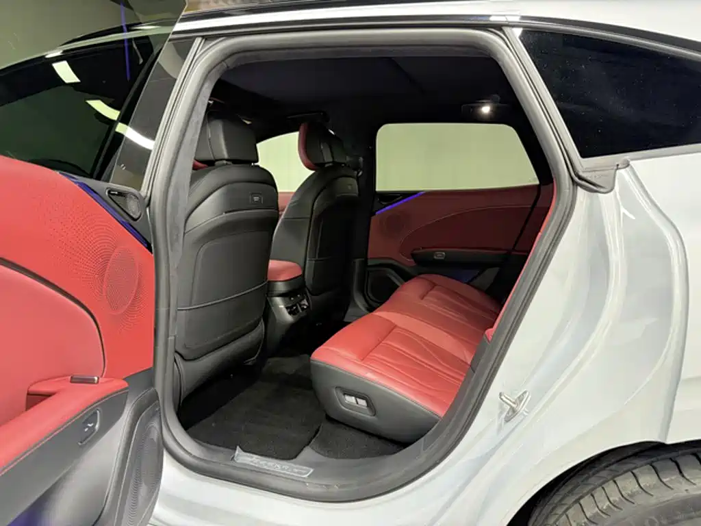 Zeekr 007GT — миниатюра 13