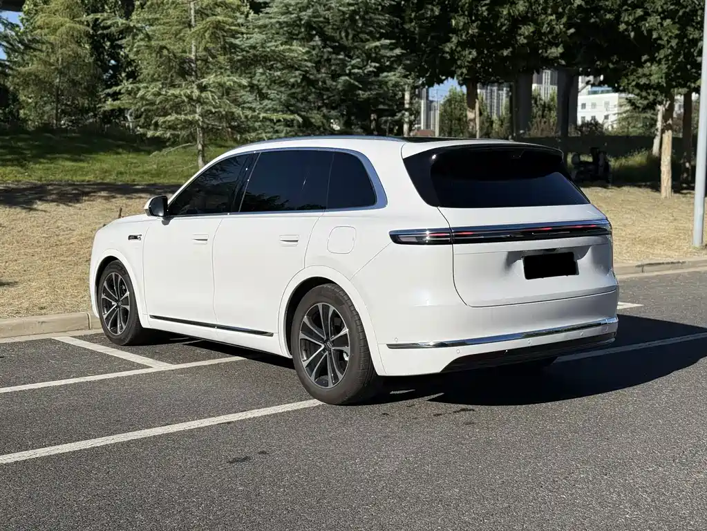 AITO AITO M7 — миниатюра 5