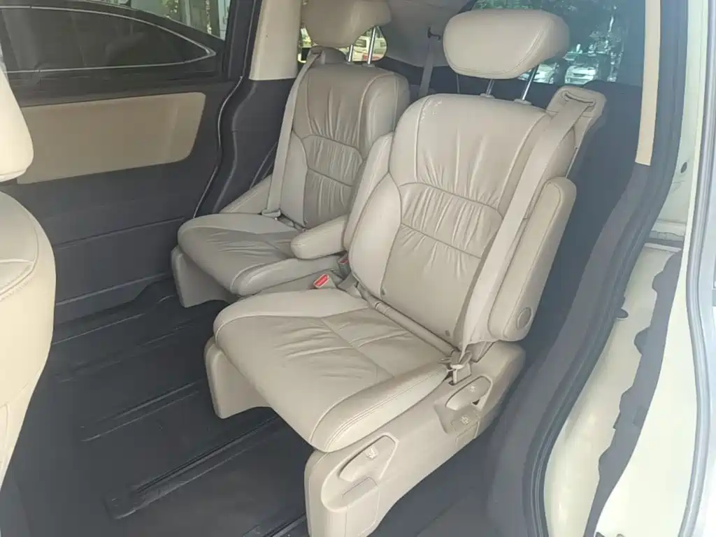 Honda Odyssey — миниатюра 17