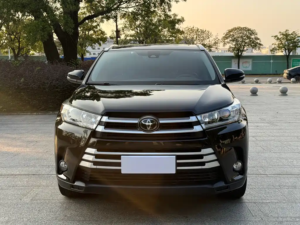 Toyota Highlander — миниатюра 2