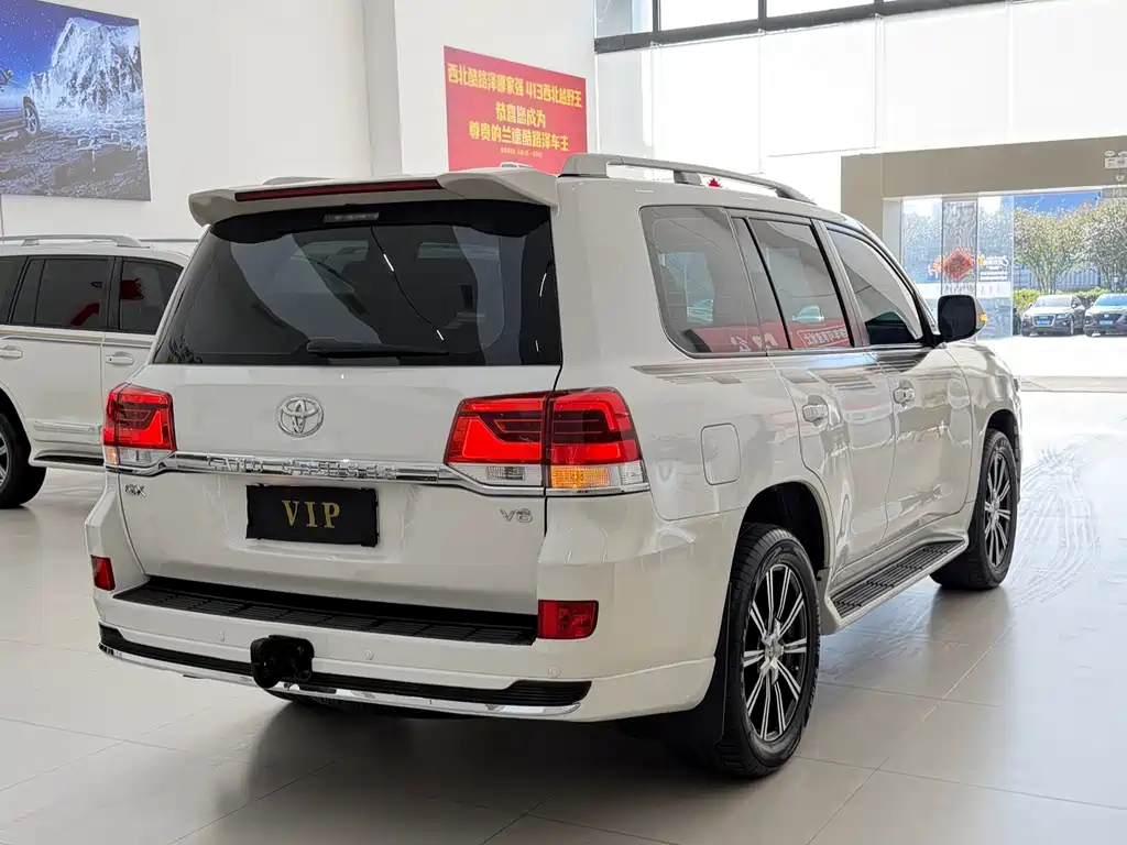 Toyota Land Cruiser — миниатюра 17
