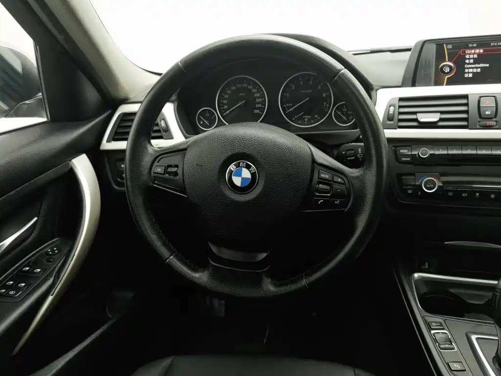 BMW 3 Series — миниатюра 11