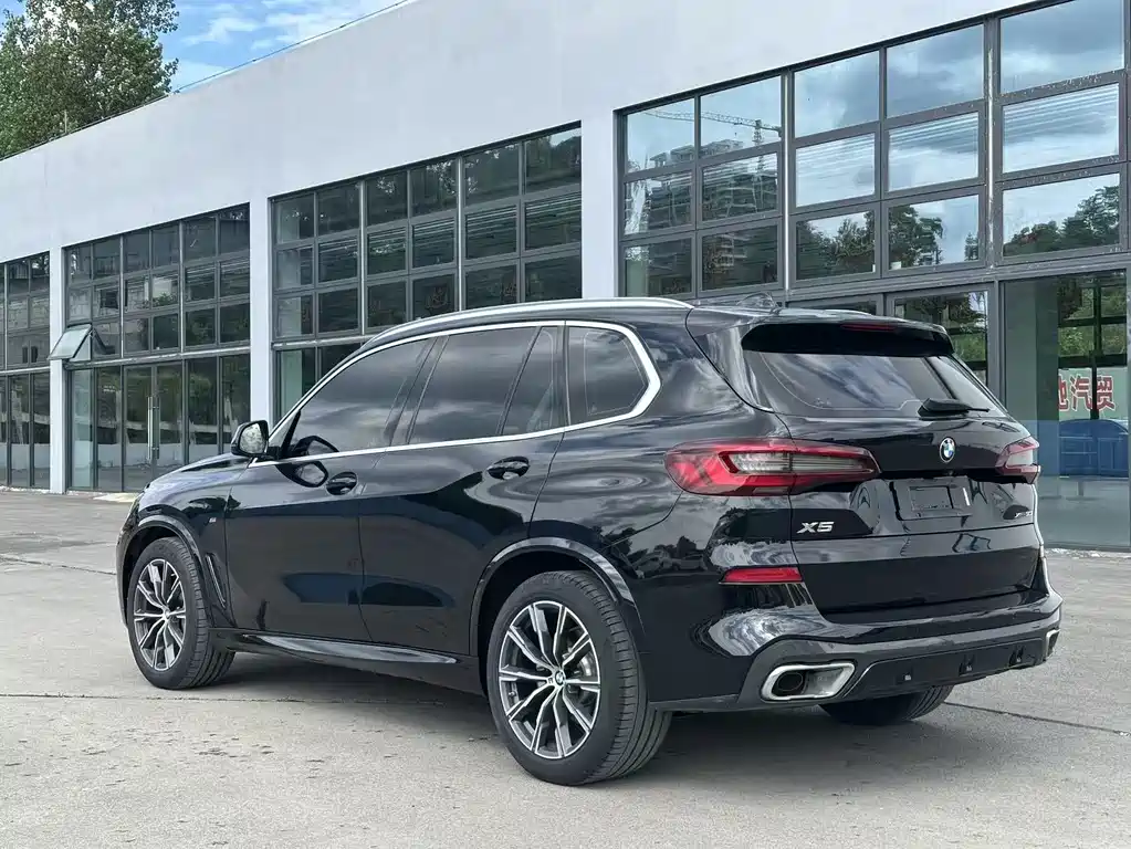 BMW X5 2020 xDrive30i M Sport
