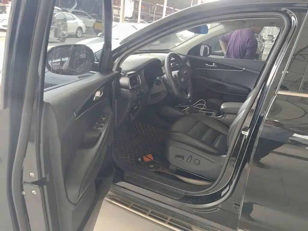 Kia Sorento — миниатюра 16