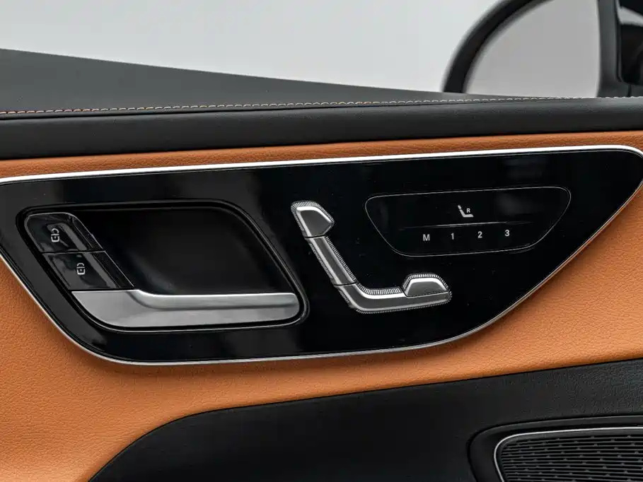 Mercedes-Benz GLC — миниатюра 17