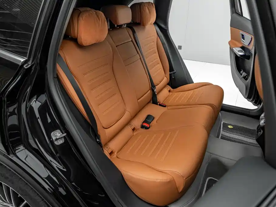Mercedes-Benz GLC — миниатюра 26