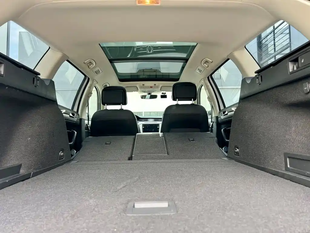 Volkswagen Viloran — миниатюра 11