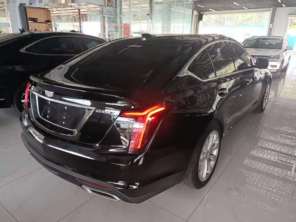 Cadillac CT5 — миниатюра 7