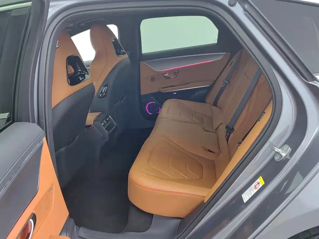 BYD Han — миниатюра 15
