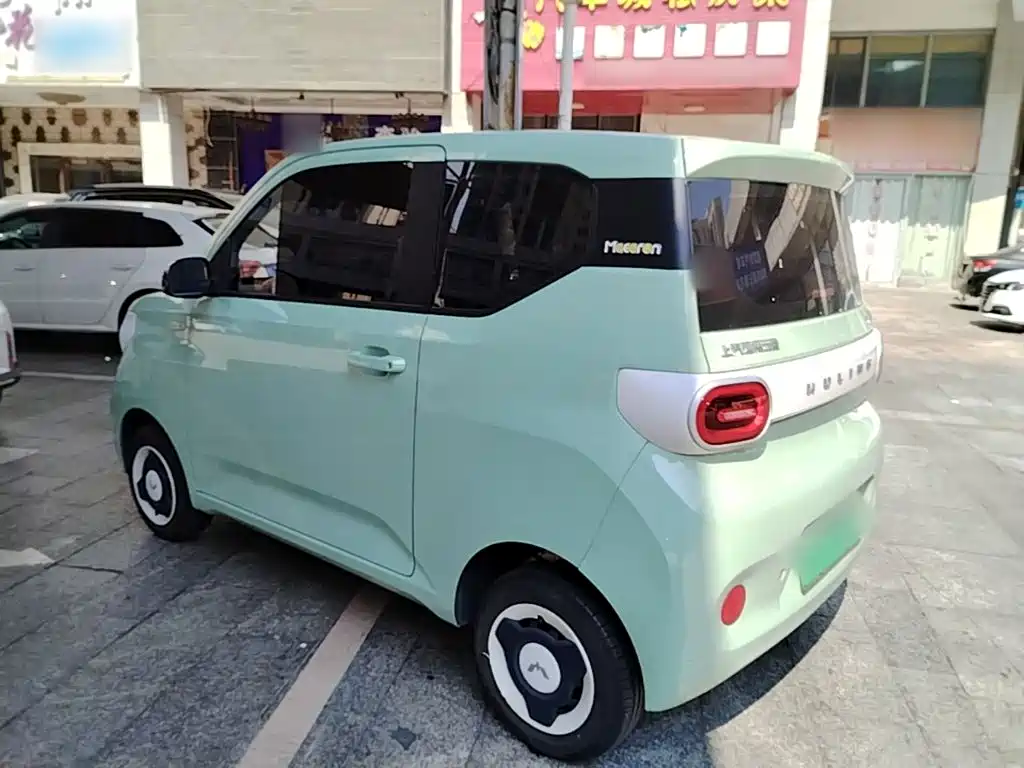 Wuling MINIEV — миниатюра 5