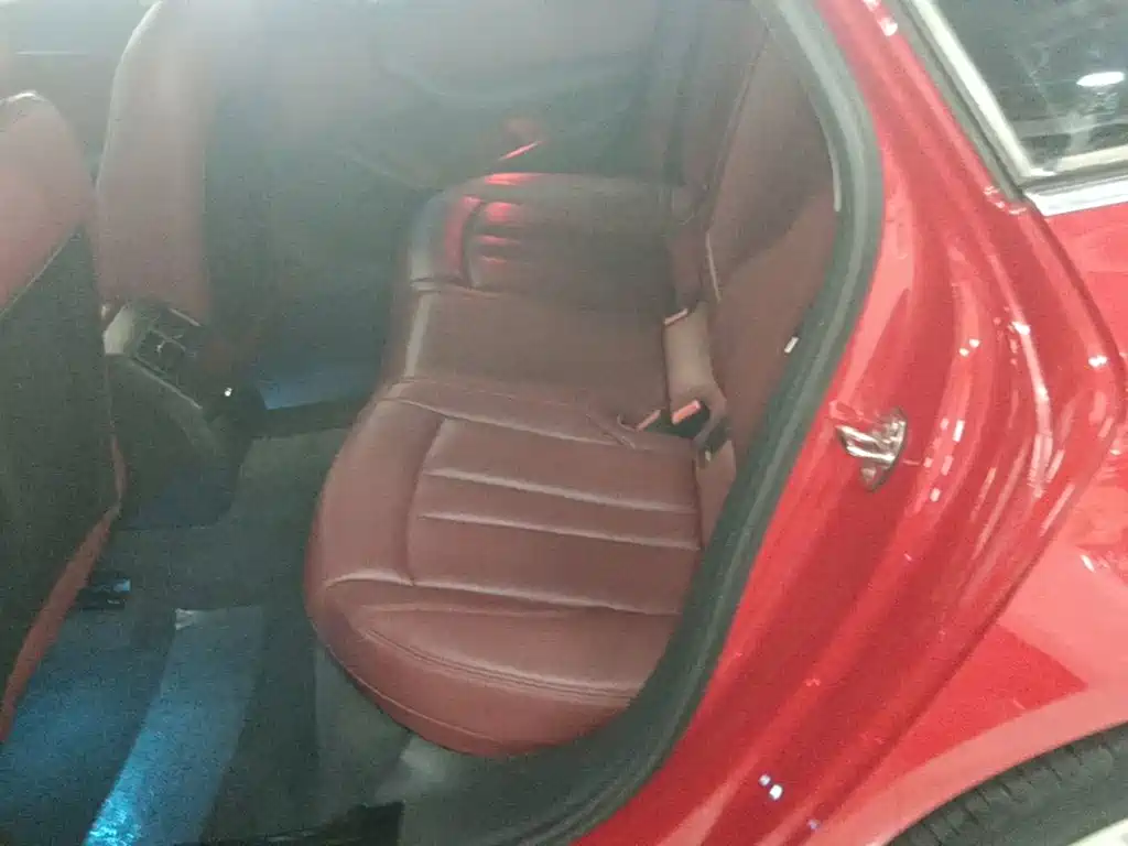 Audi A4L — миниатюра 17
