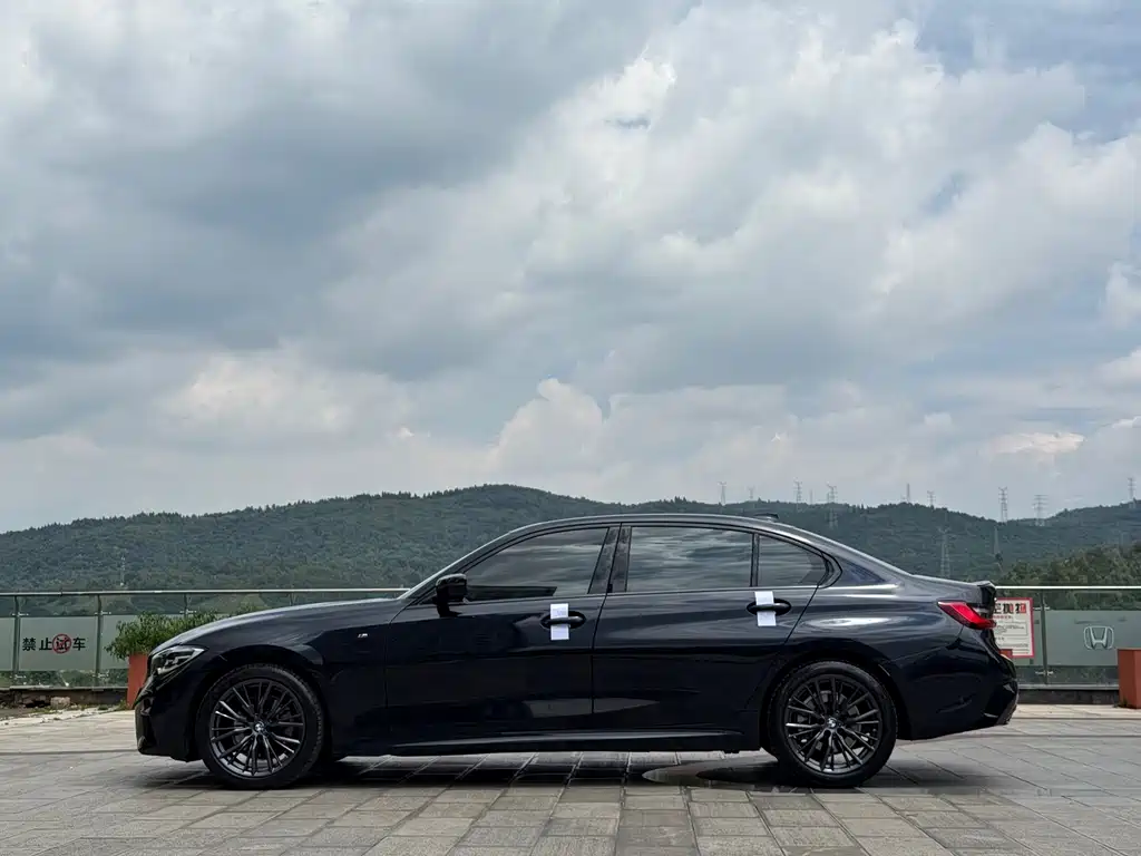 BMW 3 Series — миниатюра 9