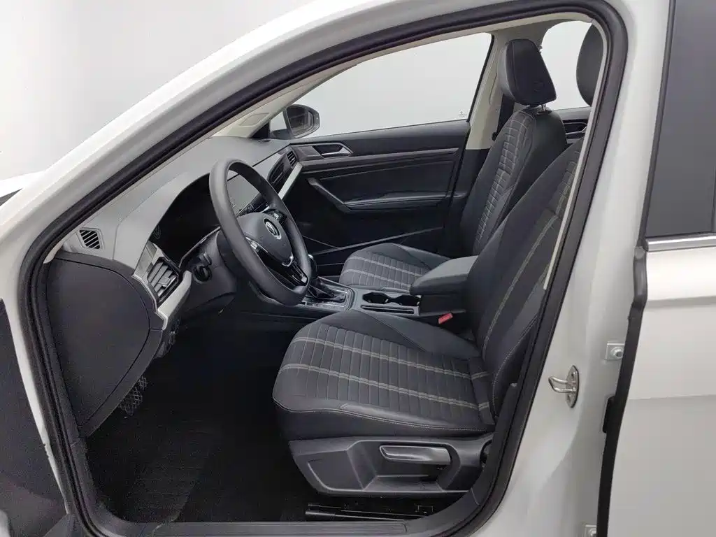 Volkswagen Lavida — миниатюра 10