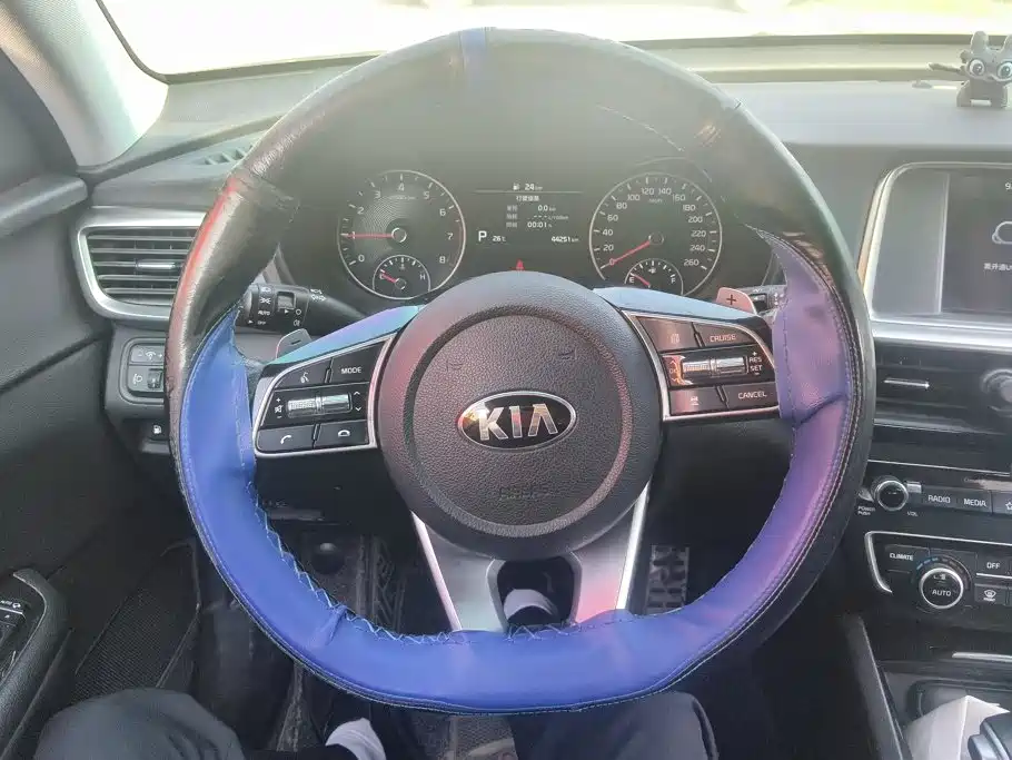Kia K5 — миниатюра 15