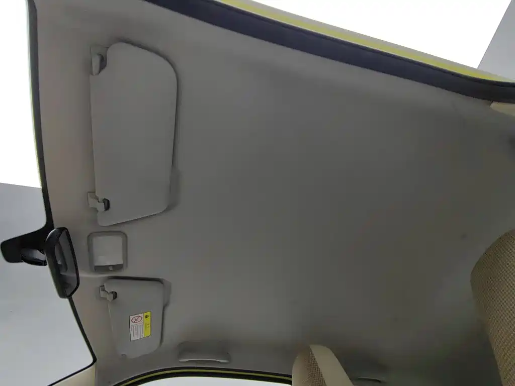 Wuling MINIEV — миниатюра 14