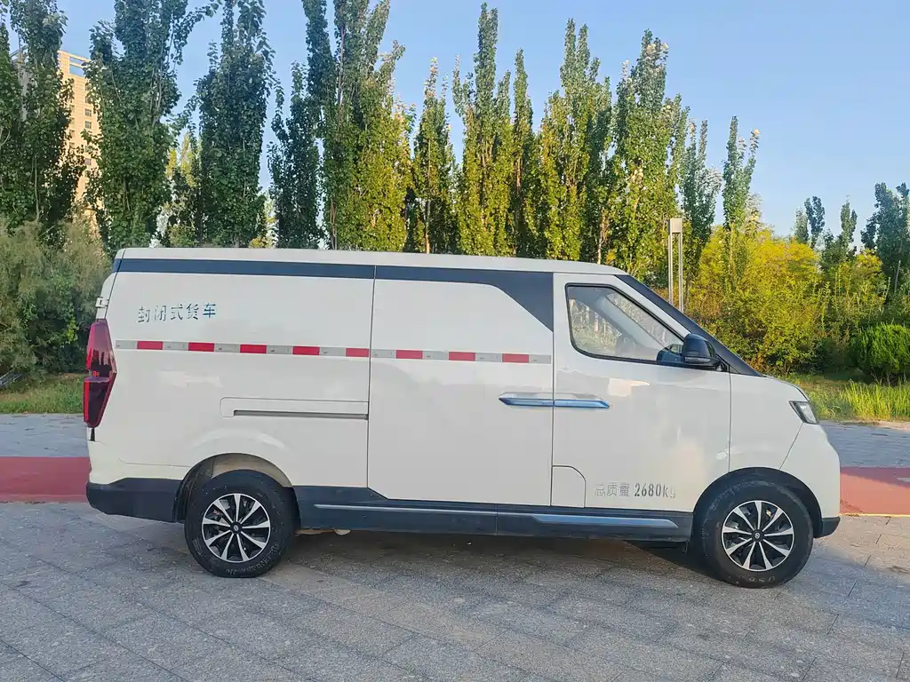Changhe EV5 — миниатюра 4