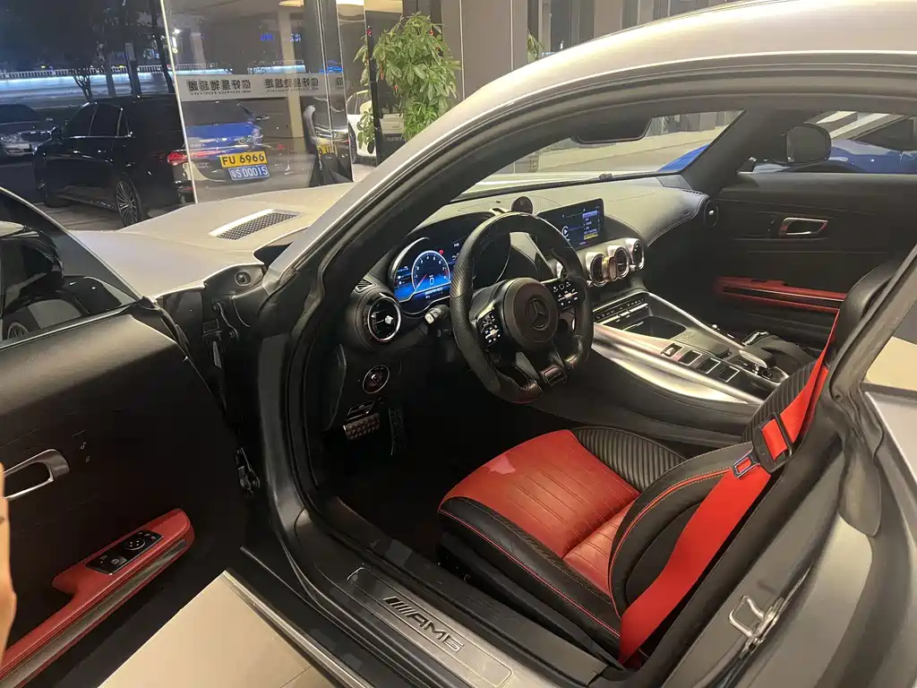 Mercedes-Benz AMG GT — миниатюра 6