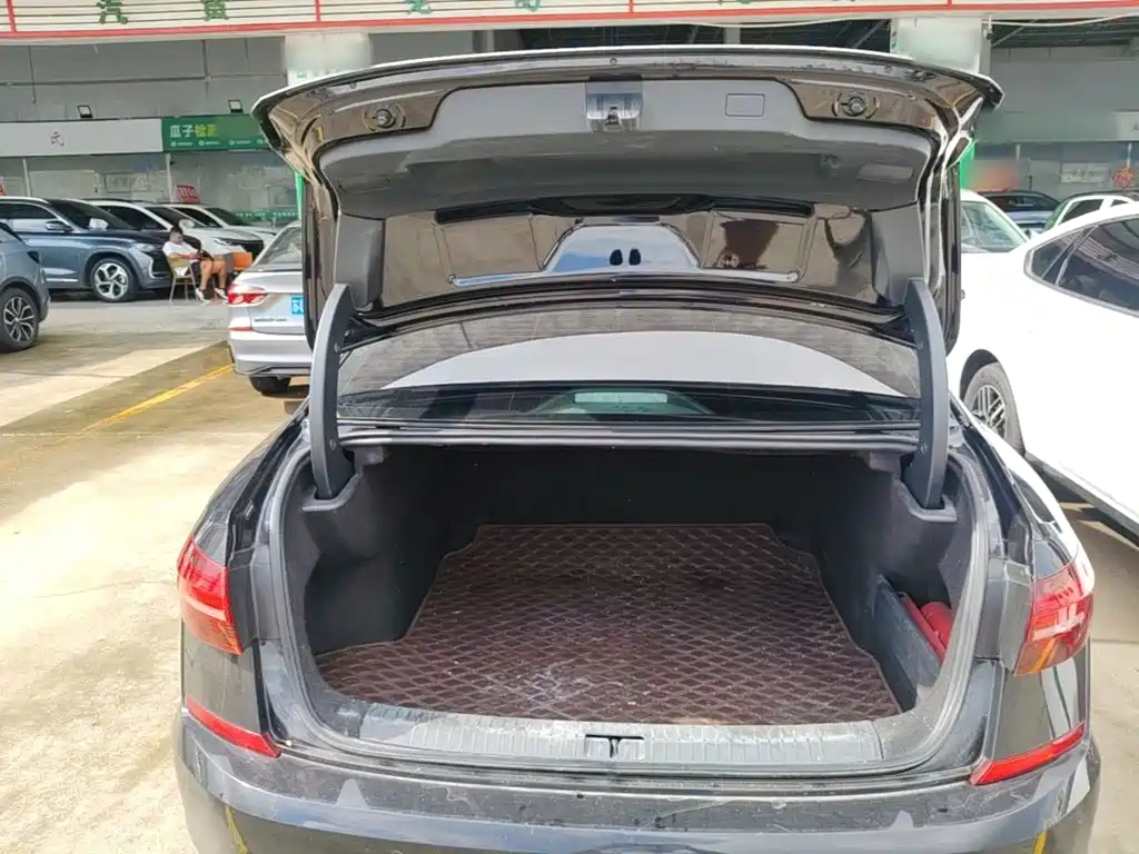 Volkswagen Passat — миниатюра 19