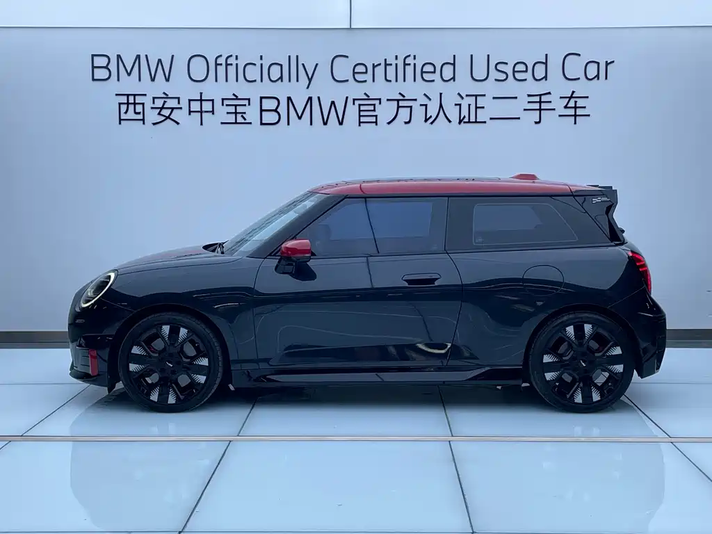 MINI MINI JCW EV — миниатюра 3