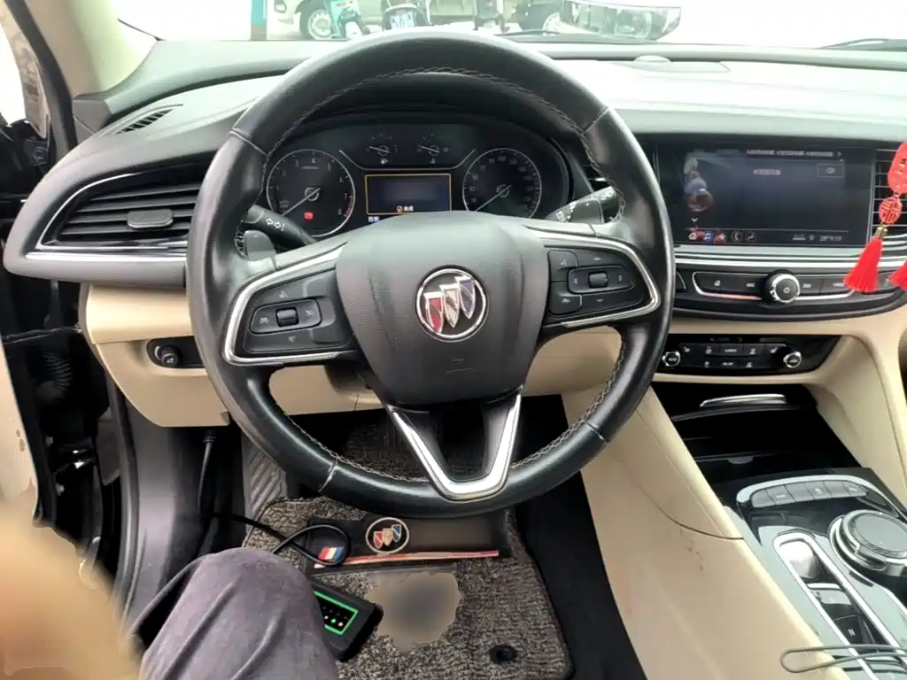 Buick Regal — миниатюра 11
