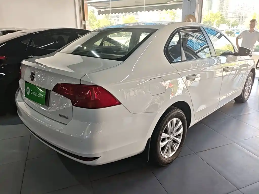Volkswagen Bora — миниатюра 7
