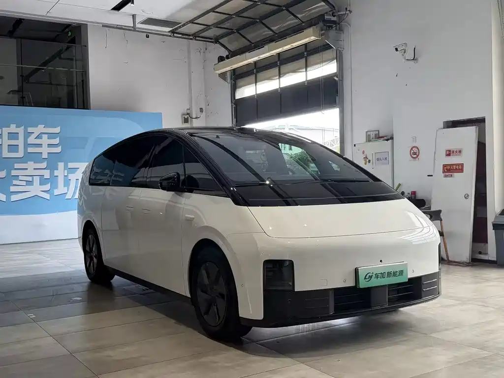 Li Auto Li MEGA — миниатюра 3