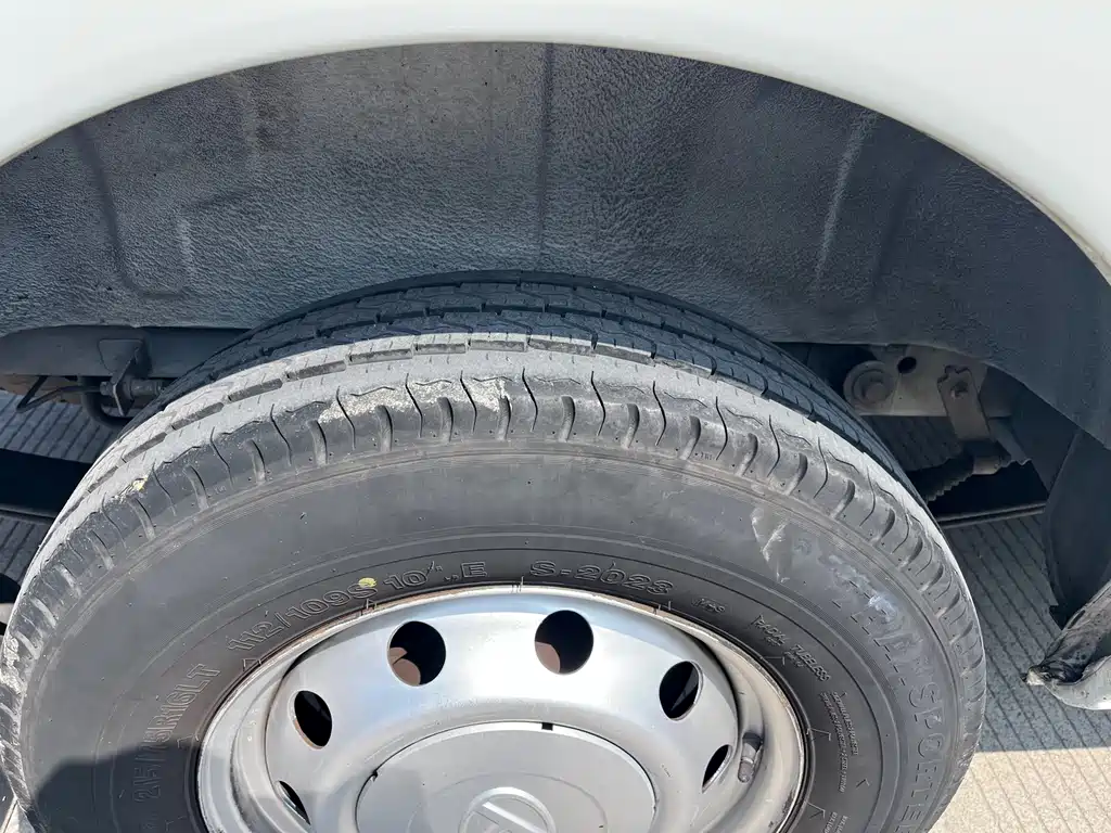 SAIC MAXUS XINTU V80