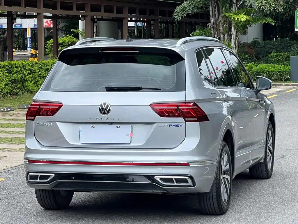Volkswagen Tiguan L PHEV — миниатюра 14