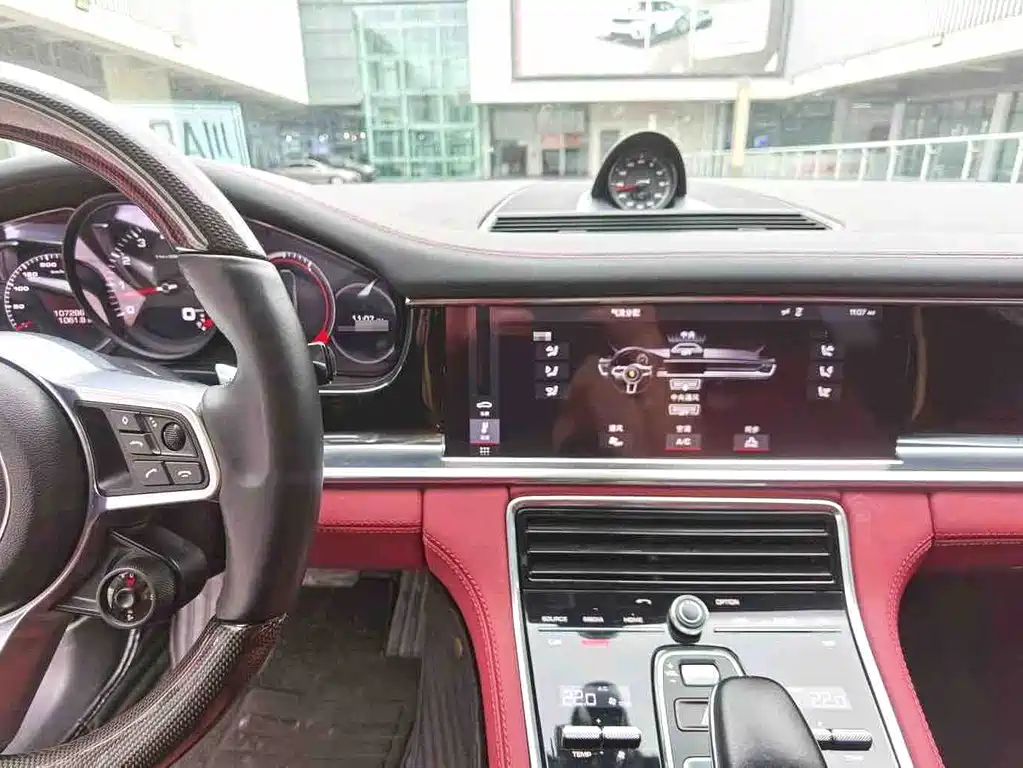 Porsche Panamera — миниатюра 10