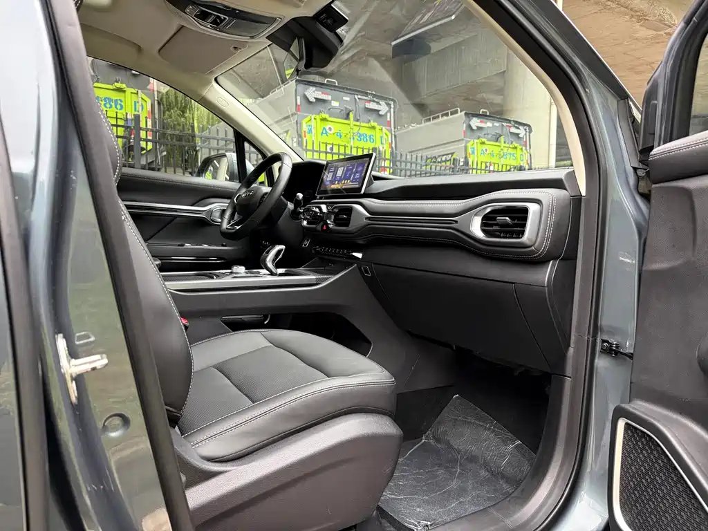 Geely Haoyue — миниатюра 9