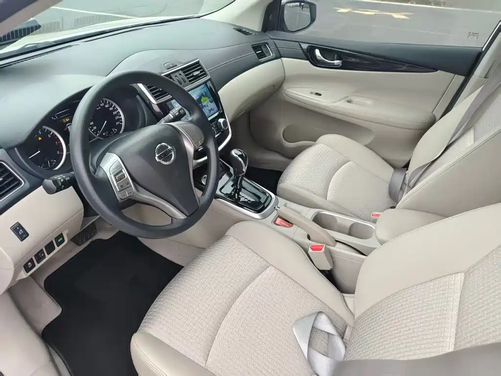 Nissan Tiida 2019 1.6L CVT VI