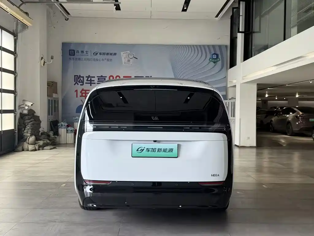 Li Auto Li MEGA — миниатюра 8