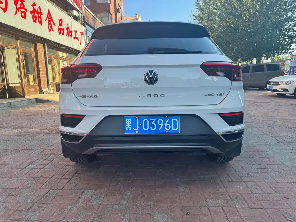 Volkswagen T-Roc — миниатюра 12
