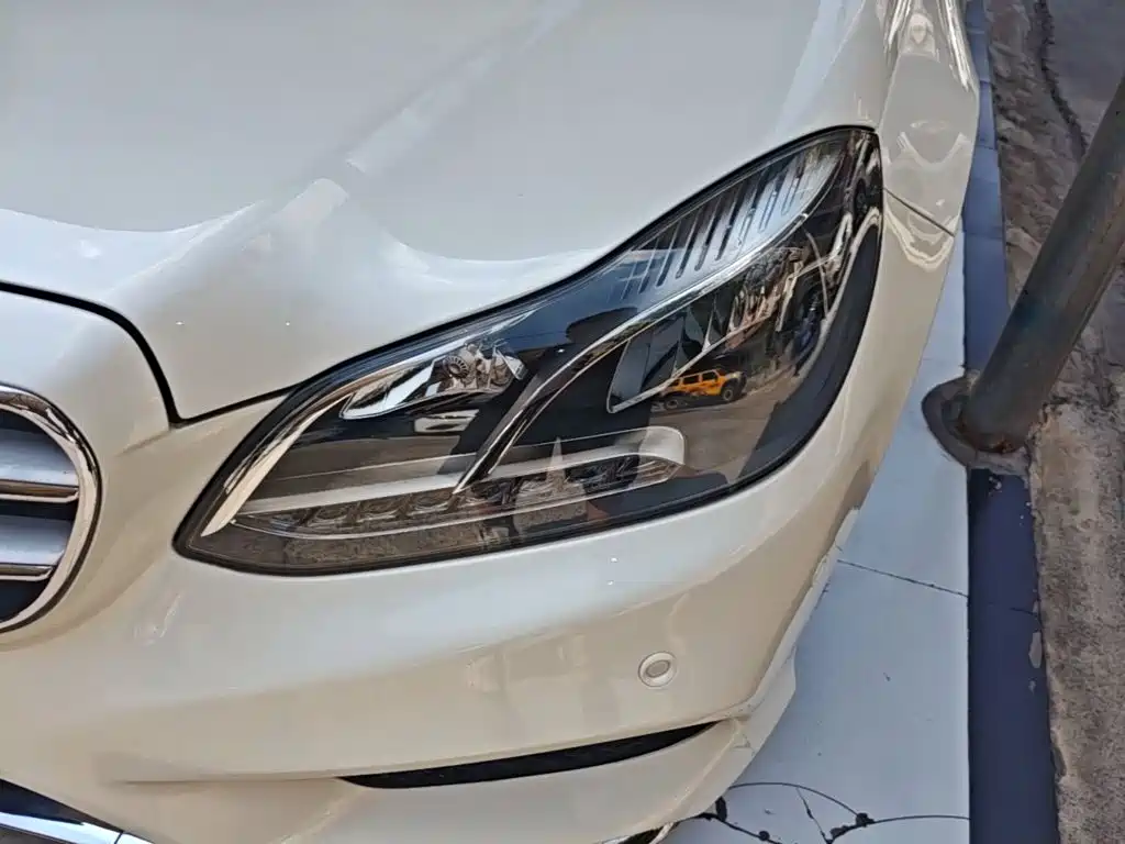 Mercedes-Benz E-Class — миниатюра 24