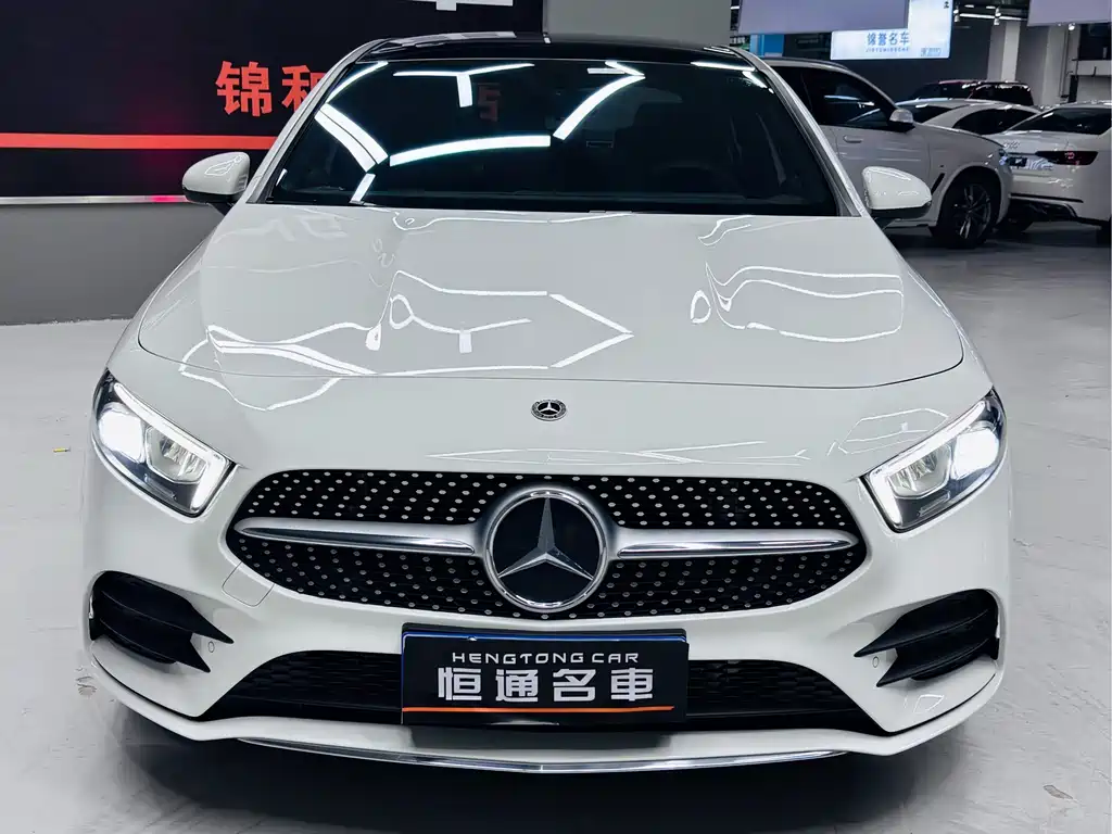 Mercedes-Benz A-Class — миниатюра 7