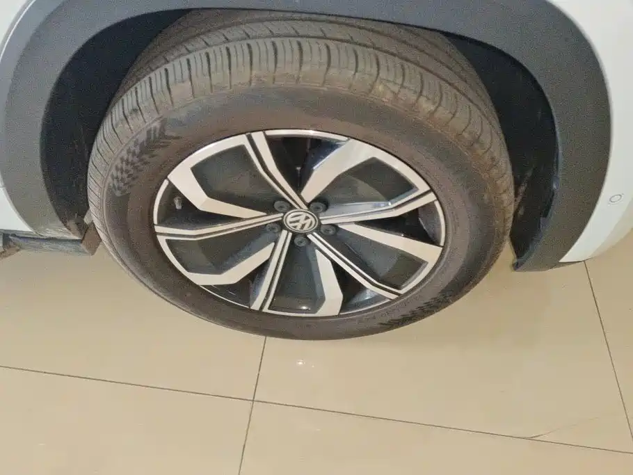 Volkswagen Teramont — миниатюра 6