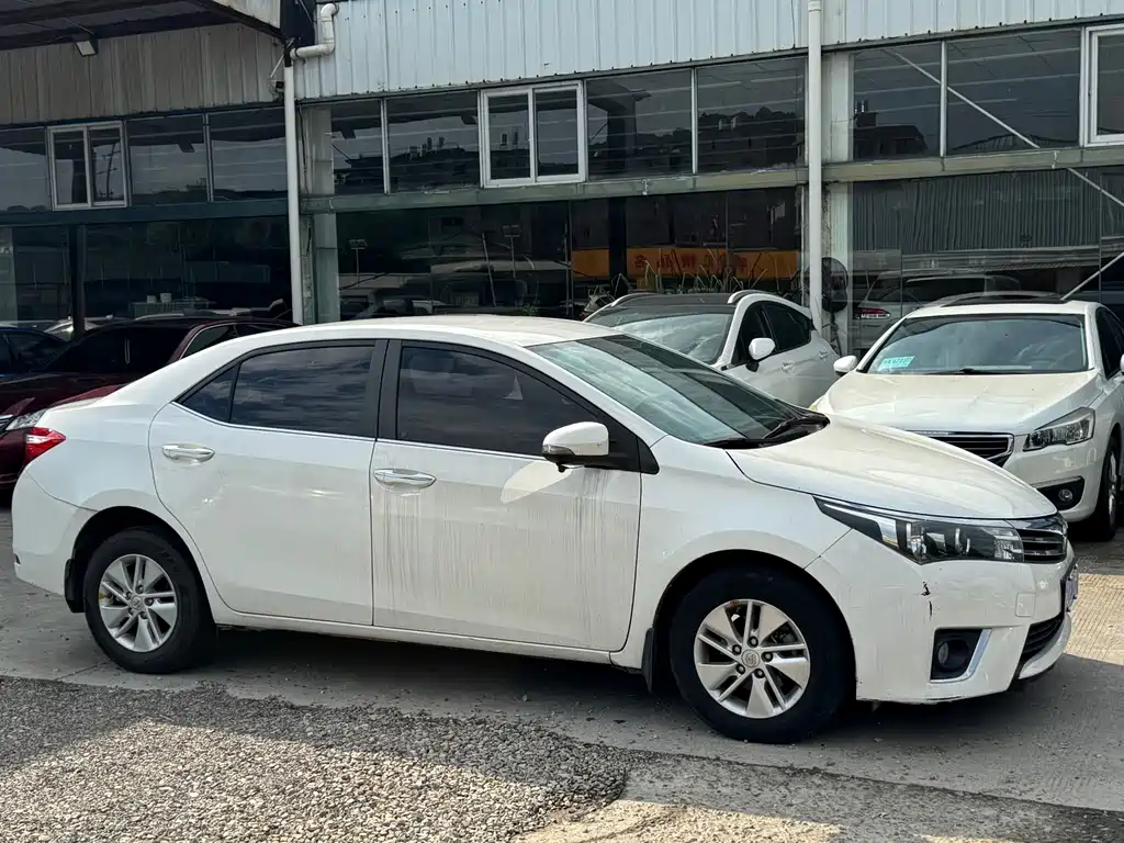 Toyota Corolla — миниатюра 6