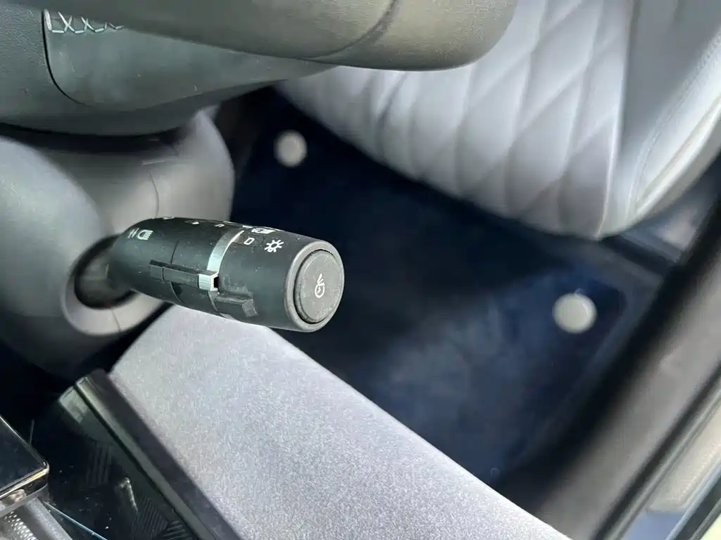 BYD Seal — миниатюра 9