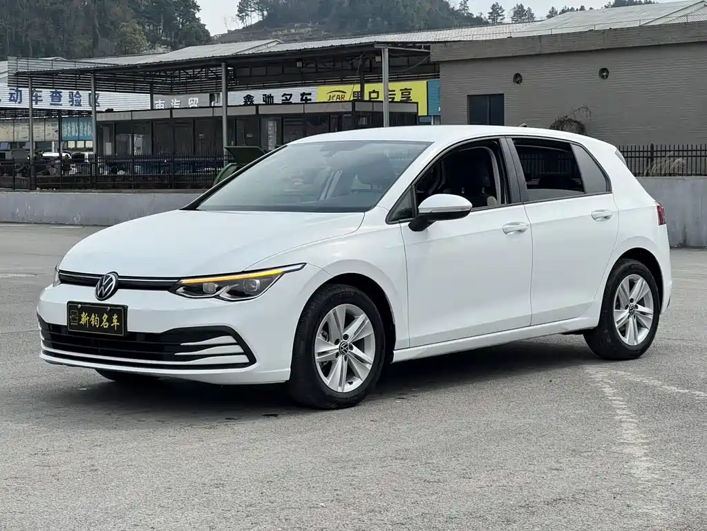 Volkswagen Golf 2021