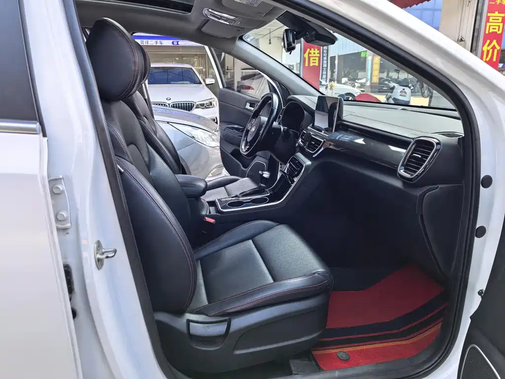 Kia KX5 — миниатюра 8
