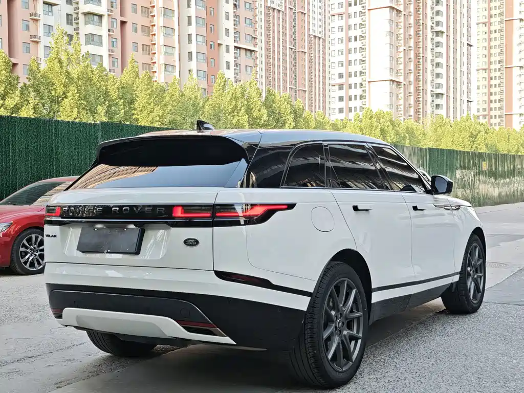 Land Rover Velar — миниатюра 8