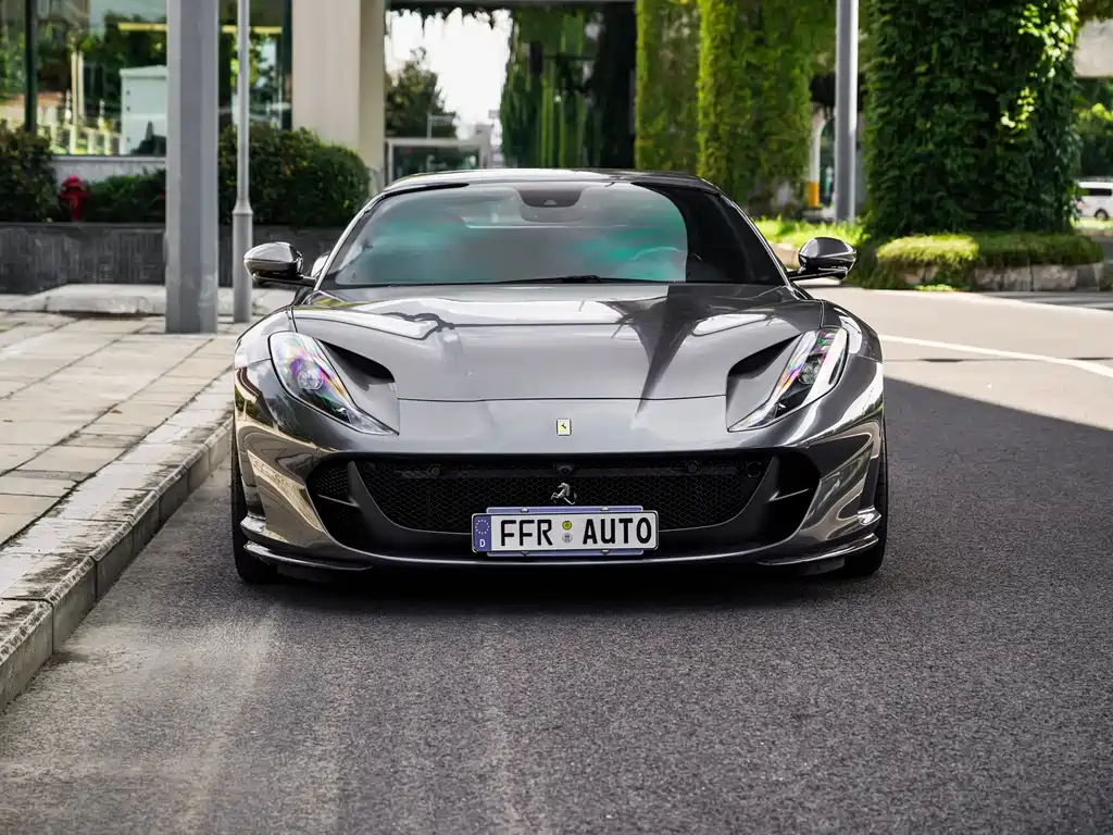 Ferrari 812 6.5L GTS, фото 9
