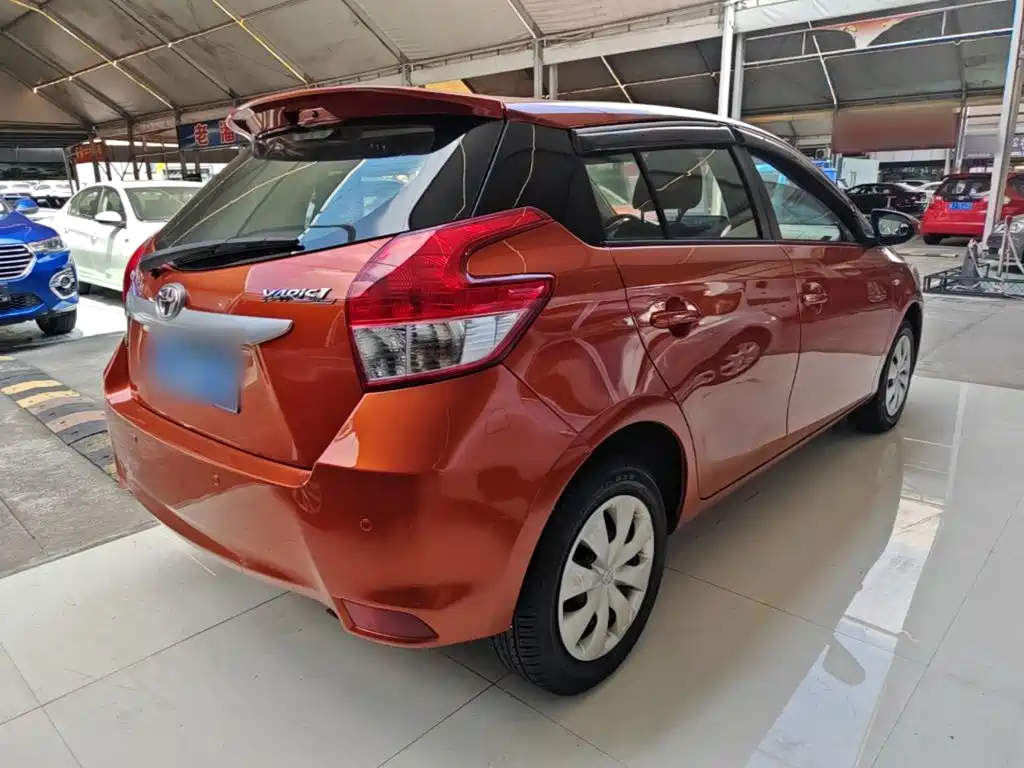 Toyota Yaris L — миниатюра 7