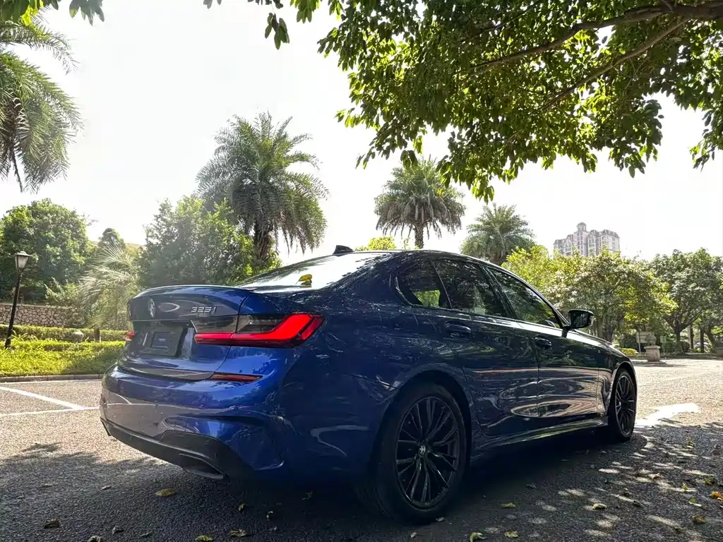 BMW 3 Series — миниатюра 4