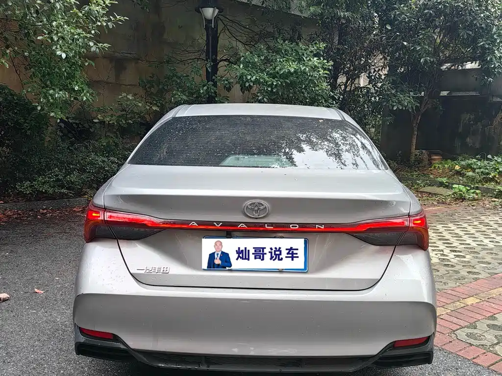 Toyota Avalon — миниатюра 4