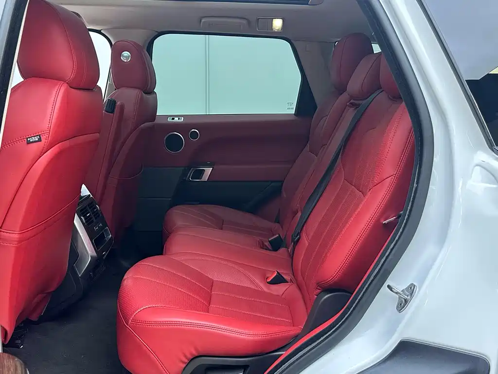 Land Rover Sport — миниатюра 12