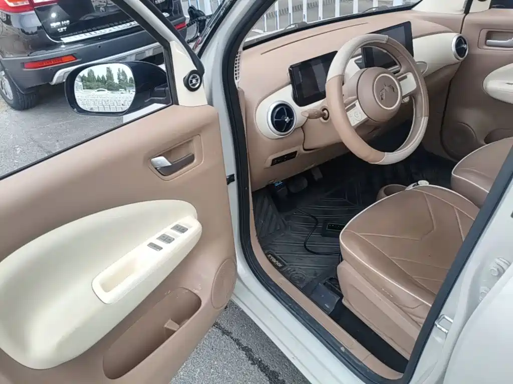 Wuling MINIEV — миниатюра 16