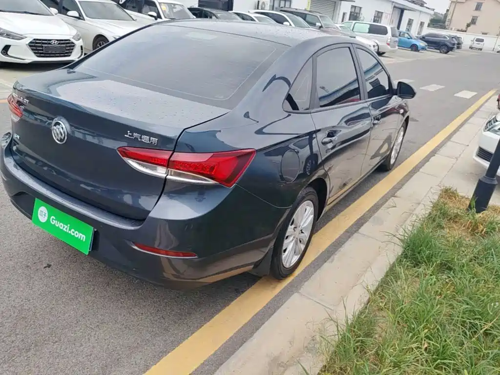 Buick Excelle — миниатюра 8