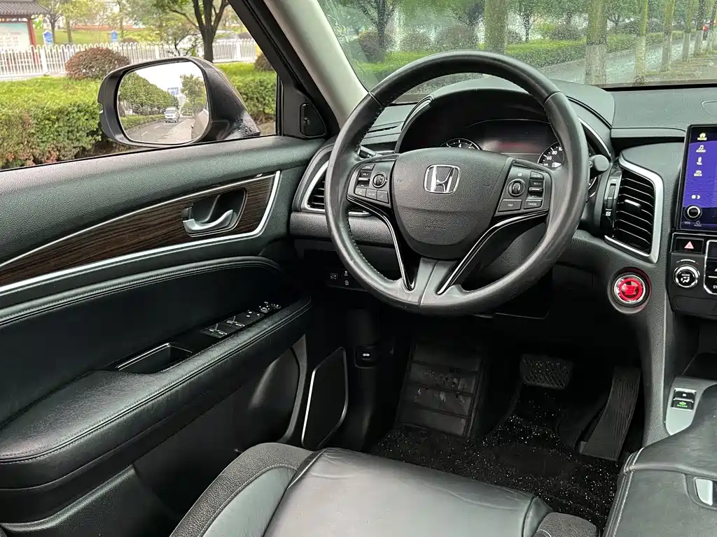Honda Avancier — миниатюра 2